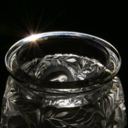 Vase Bagatelle la Lèvre du Col du Vase Sont en Cristal Transparent.