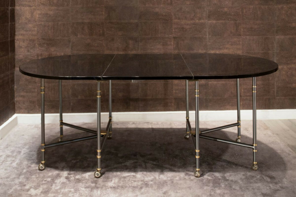 Maison Jansen Table Noire Modèle Royal