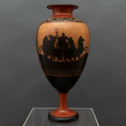 Vaso Neoclassico Italiano in Terracotta Giustiniani