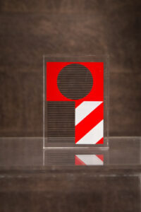 Kumi Sugaï Multiplo in Plexiglas